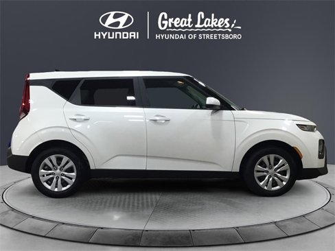 Used 2022 Kia Soul LX image 6