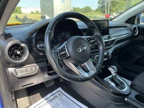 Used 2019 Kia Forte S image 11