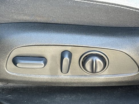 Used 2022 Chevrolet Equinox LS w/ LS Convenience Package image 15