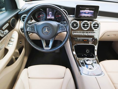 Used 2019 Mercedes-Benz GLC 300 image 11