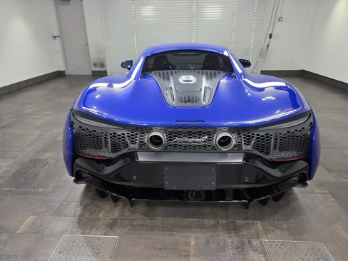 Used 2023 McLaren Artura image 5