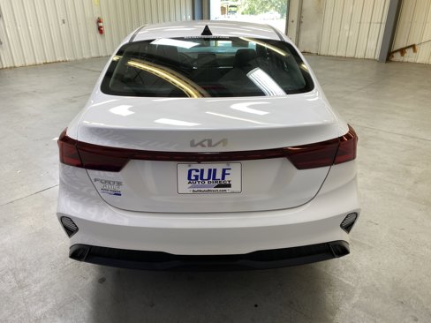 Used 2024 Kia Forte LXS image 7