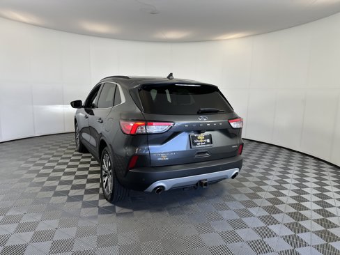 Used 2020 Ford Escape Titanium image 8