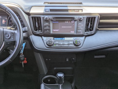 Used 2018 Toyota RAV4 XLE image 17