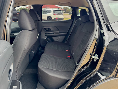 Used 2025 Nissan Kicks S image 8