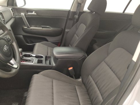 Used 2019 Kia Sportage LX image 17