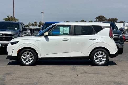 Used 2023 Kia Soul LX w/ LX Technology Package image 7