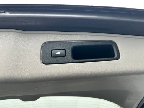 Used 2016 Honda Odyssey EX-L image 24