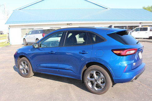 Used 2023 Ford Escape ST-Line w/ Tech Pack #1 image 2