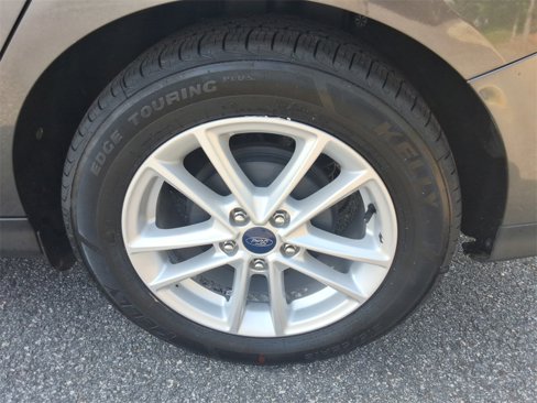 Used 2018 Ford Focus SE image 17