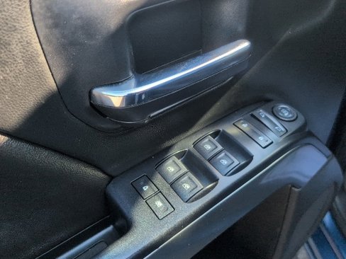 Used 2018 Chevrolet Silverado 1500 LT w/ LT Eassist Package image 16