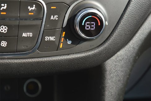 Used 2023 Chevrolet Equinox LT w/ Driver Convenience Package image 25