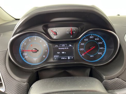 Used 2018 Chevrolet Cruze LT w/ Convenience Package image 24