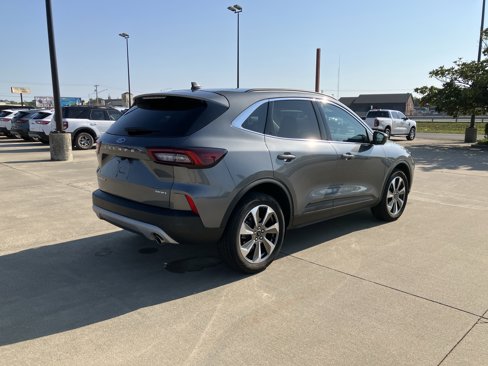 Certified 2023 Ford Escape Platinum image 5