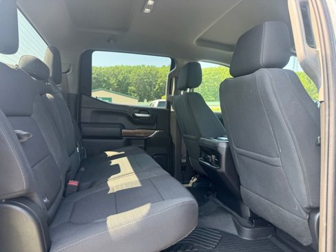 Used 2022 Chevrolet Silverado 1500 LT Trail Boss w/ Bed Protection Package image 18