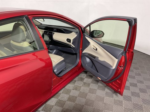 Used 2017 Toyota Prius Two image 35