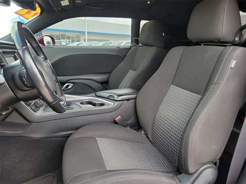 Used 2022 Dodge Challenger SXT w/ Blacktop Package image 19