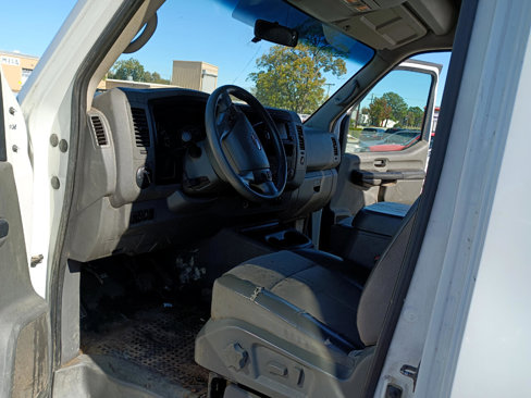 Used 2018 Nissan NV 3500 SL w/ Navigation Package image 13