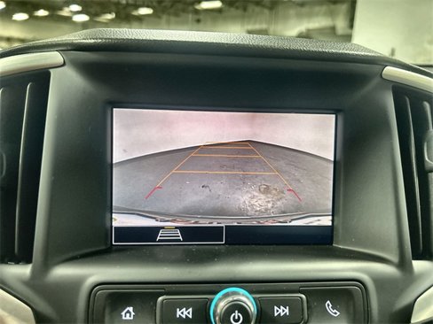 Used 2024 GMC Terrain SLE image 22