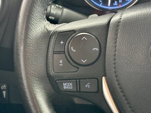 Used 2017 Toyota Corolla SE image 24