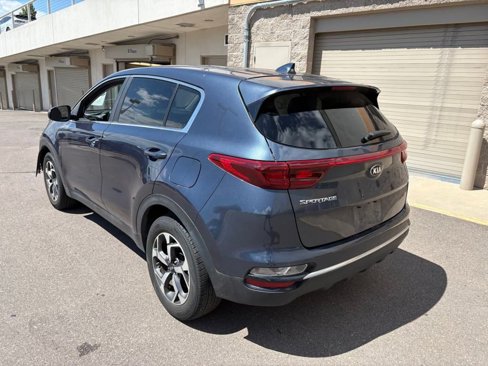 Used 2022 Kia Sportage LX image 3