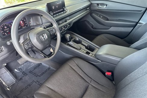 Certified 2023 Honda Accord EX image 11
