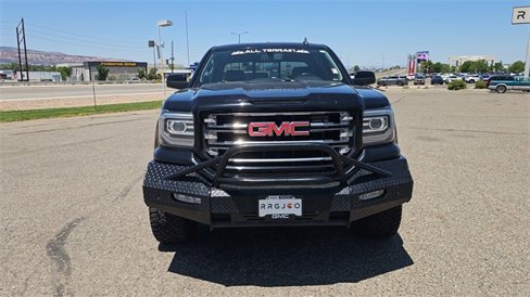 Used 2018 GMC Sierra 1500 SLT image 3