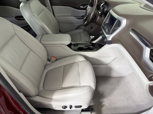 Used 2019 GMC Acadia SLT image 11