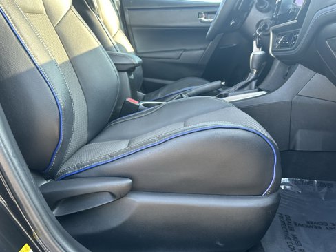 Used 2018 Toyota Corolla L image 16
