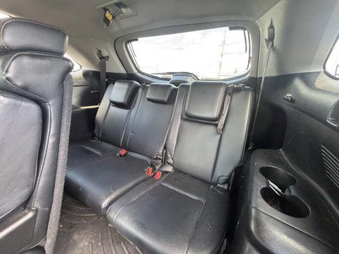Used 2016 Toyota Highlander XLE image 8