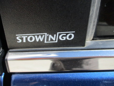 Used 2011 Dodge Grand Caravan Crew w/ Entertainment Group 1 image 21