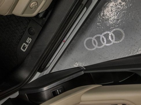 Used 2022 Audi Q5 2.0T Premium image 34