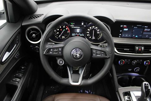 Used 2022 Alfa Romeo Stelvio Ti w/ Active Assist Plus Package image 6
