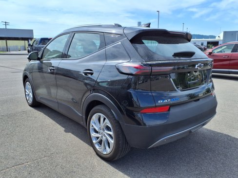Used 2023 Chevrolet Bolt EUV LT image 4