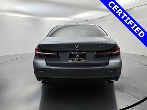 Certified 2022 BMW 530i w/ Premium Package image 5