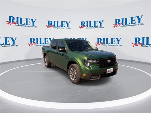 New 2025 Ford Maverick XLT image 2