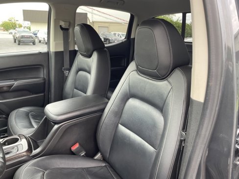 Used 2016 GMC Canyon SLT image 13