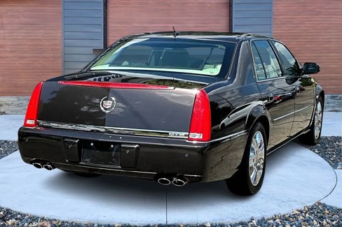 Used 2008 Cadillac DTS image 12