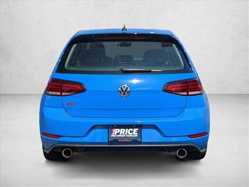 Used 2021 Volkswagen Golf S image 6