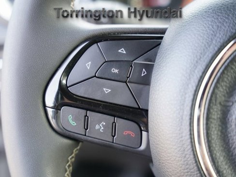 Used 2021 Jeep Renegade Latitude image 18