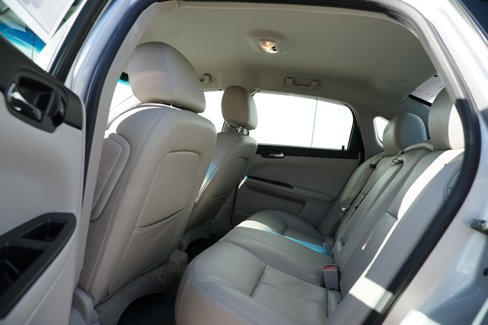 Used 2012 Chevrolet Impala LTZ image 17