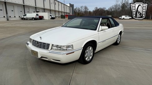 Used 1995 Cadillac Eldorado image 2