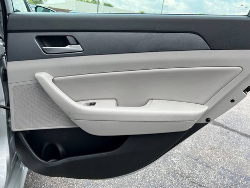 Used 2018 Hyundai Sonata SEL image 30
