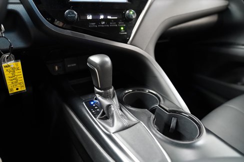Used 2018 Toyota Camry SE image 28