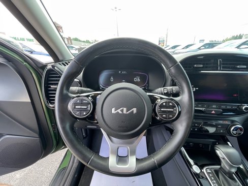 Certified 2023 Kia Soul EX image 16