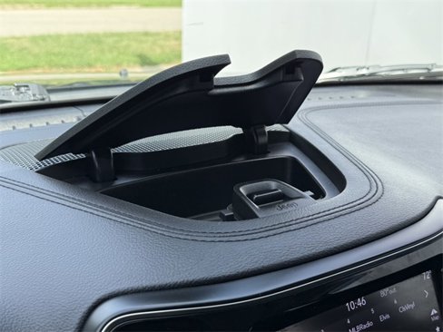 Used 2019 Jeep Cherokee Limited image 24
