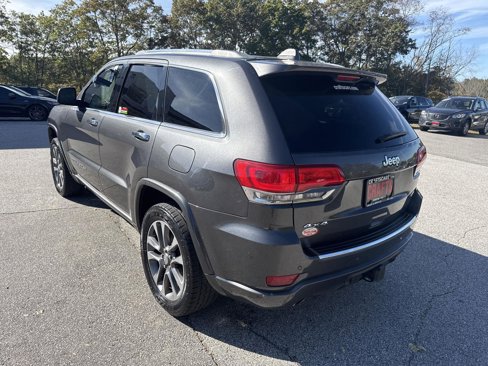 Used 2018 Jeep Grand Cherokee Overland image 3
