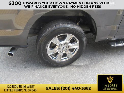 Used 2017 Ford F150 XLT w/ Equipment Group 302A Luxury image 7