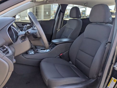 Used 2020 Chevrolet Malibu LS image 28
