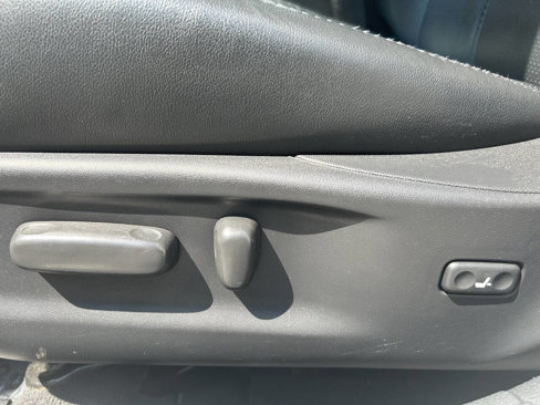 Used 2011 Toyota Camry SE image 33